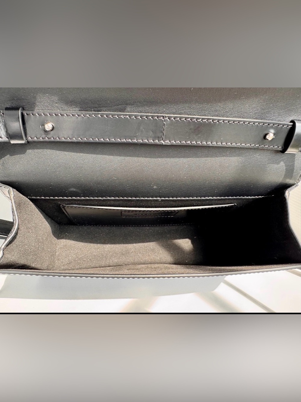 Givenchy Leather Infinity Flap Bag - Picture 9 of 12